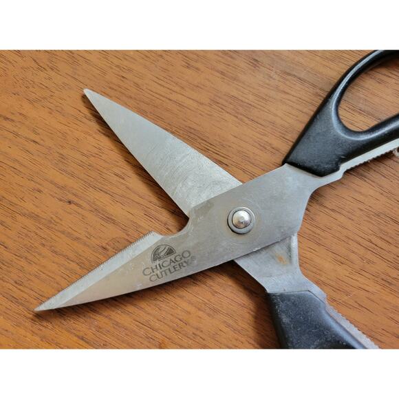 Chicago Cutlery Kitchen Shears/Scissors - Utility Tool w/Black Plastic Handle - Picture 8 of 10